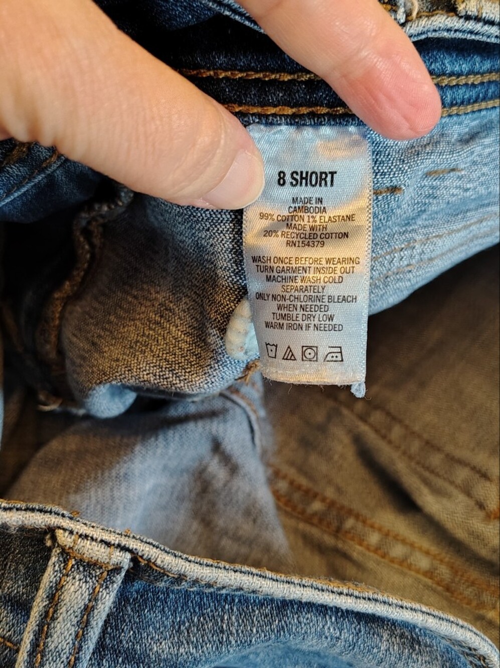 Aeropostale Low Rise Flare Jeans - Picture 6 of 6